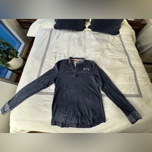 Vintage RUEHL No. 925 Navy Long-Sleeve Henley